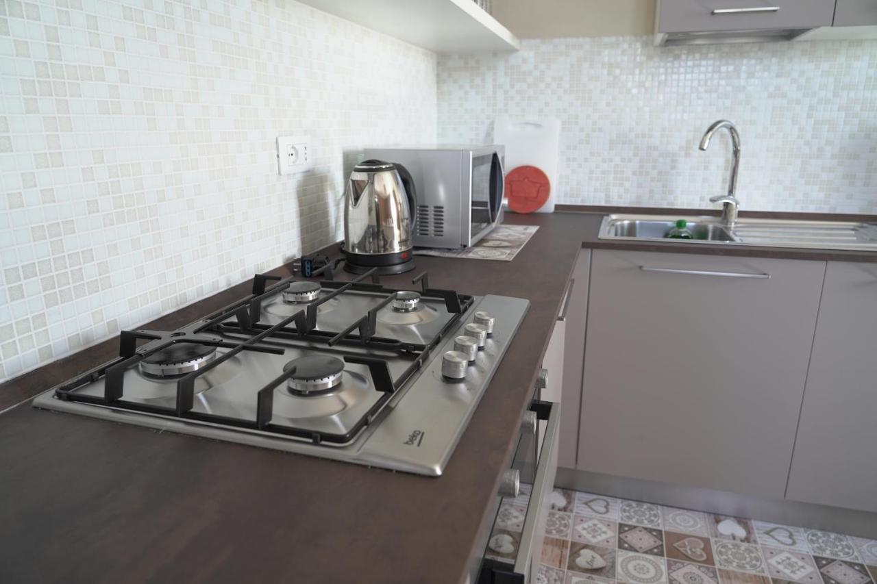 Hotel Cascina Riva Leggiuno Esterno foto