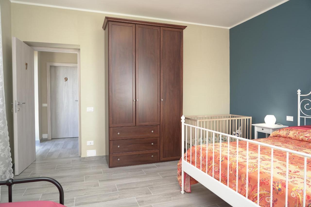 Hotel Cascina Riva Leggiuno Esterno foto