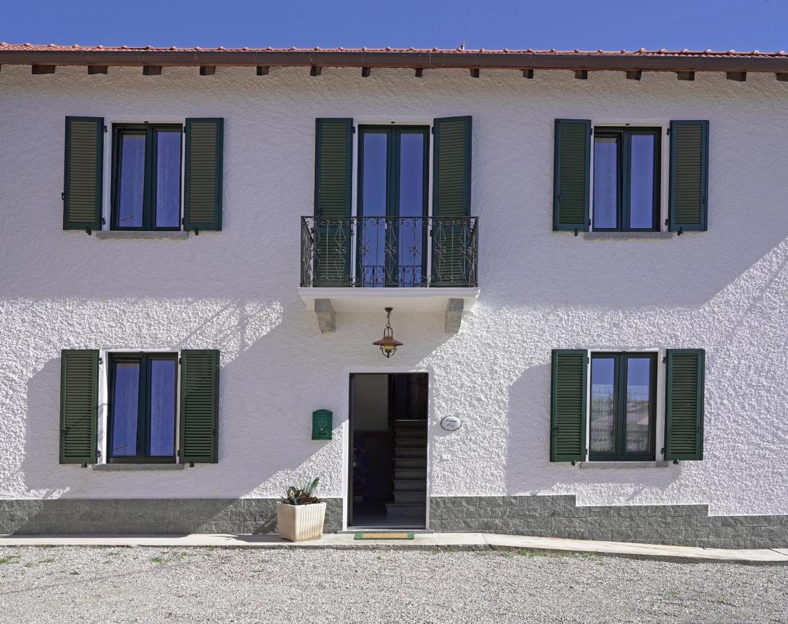 Hotel Cascina Riva Leggiuno Esterno foto