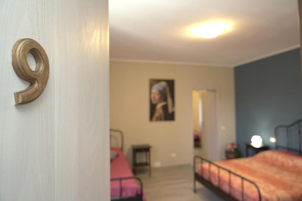 Hotel Cascina Riva Leggiuno Esterno foto