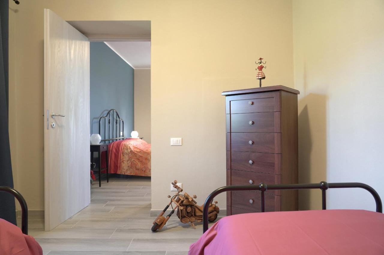 Hotel Cascina Riva Leggiuno Esterno foto